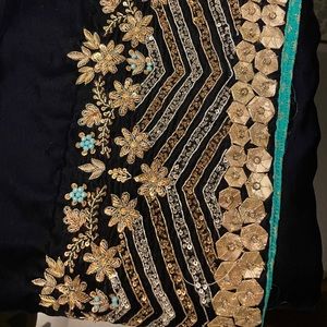 Zardozi velvet shawl in navy blue and teal